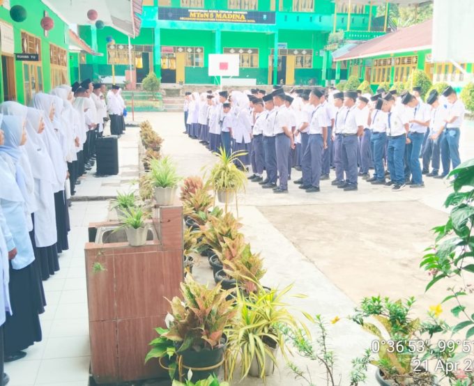 PEMBUKAAN UJIAN MADRASAH KELAS IX MTsN 5 MANDAILING NATAL DIMULAI, BERLANGSUNG DARI 21 HINGGA 28 APRIL 2025