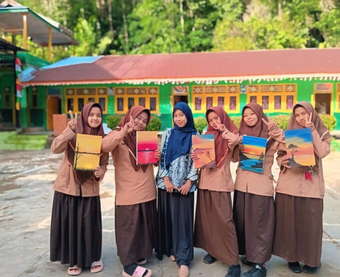 "Ruparasa": Inovasi Galeri Seni Digital CPNS Widya Utari yang Membawa Karya Siswa MTsN 5 Madina Melintasi Batas