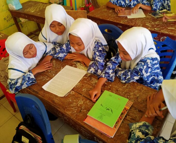 Membuka Cakrawala Ilmu: Strategi "Pekan Literasi Digital" Bikin Siswa MTsN 5 Madina Ketagihan Membaca