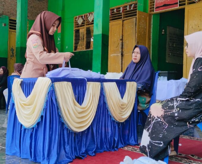 Siapkan Lulusan Berakhlak Mulia, MTsN 5 Madina Laksanakan Uji Praktik Fardu Kifayah