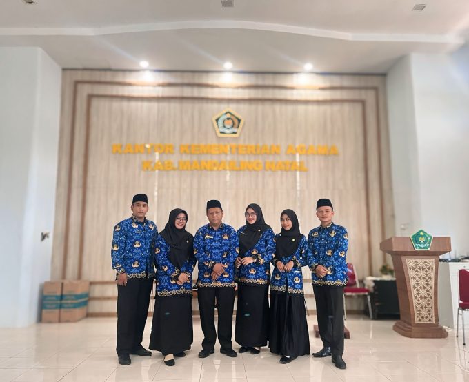 Resmi Berstatus PNS 100%! Lima Guru MTsN 5 Mandailing Natal Ikut Dilantik Kemenag RI